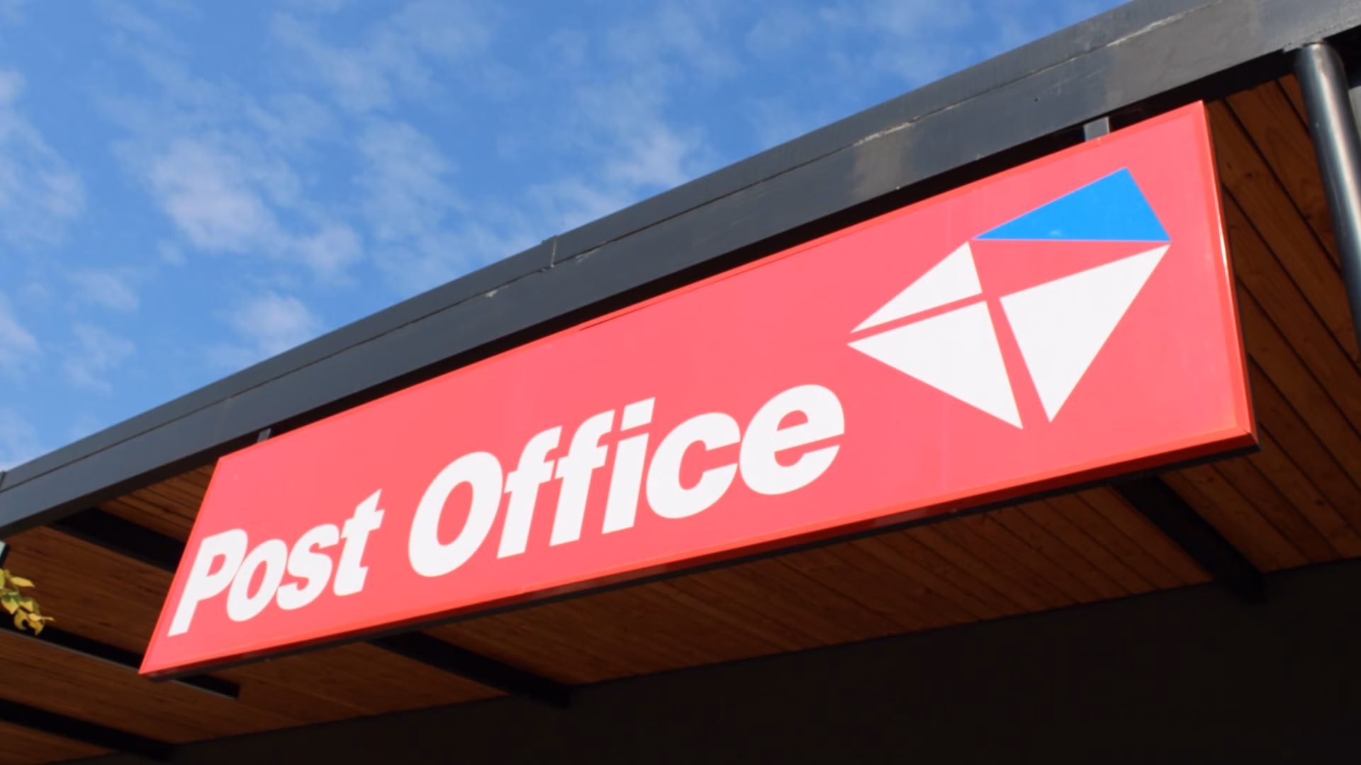 South African Post Office Halts US Parcel Shipments Amid Global Customs Overhaul